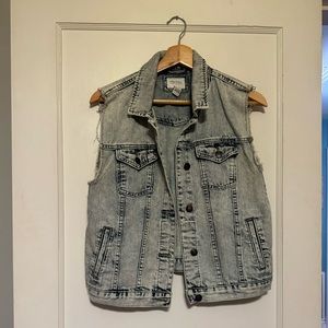 Forever 21 Acid Washed Denim Biker Vest